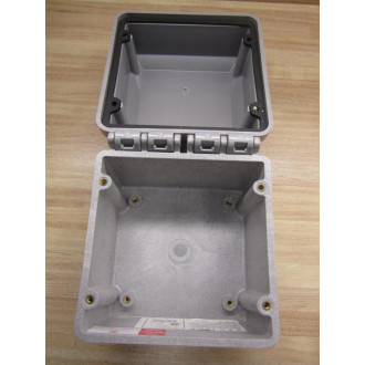 Thomas & Betts CJ665 Polycarbonate Enclosure