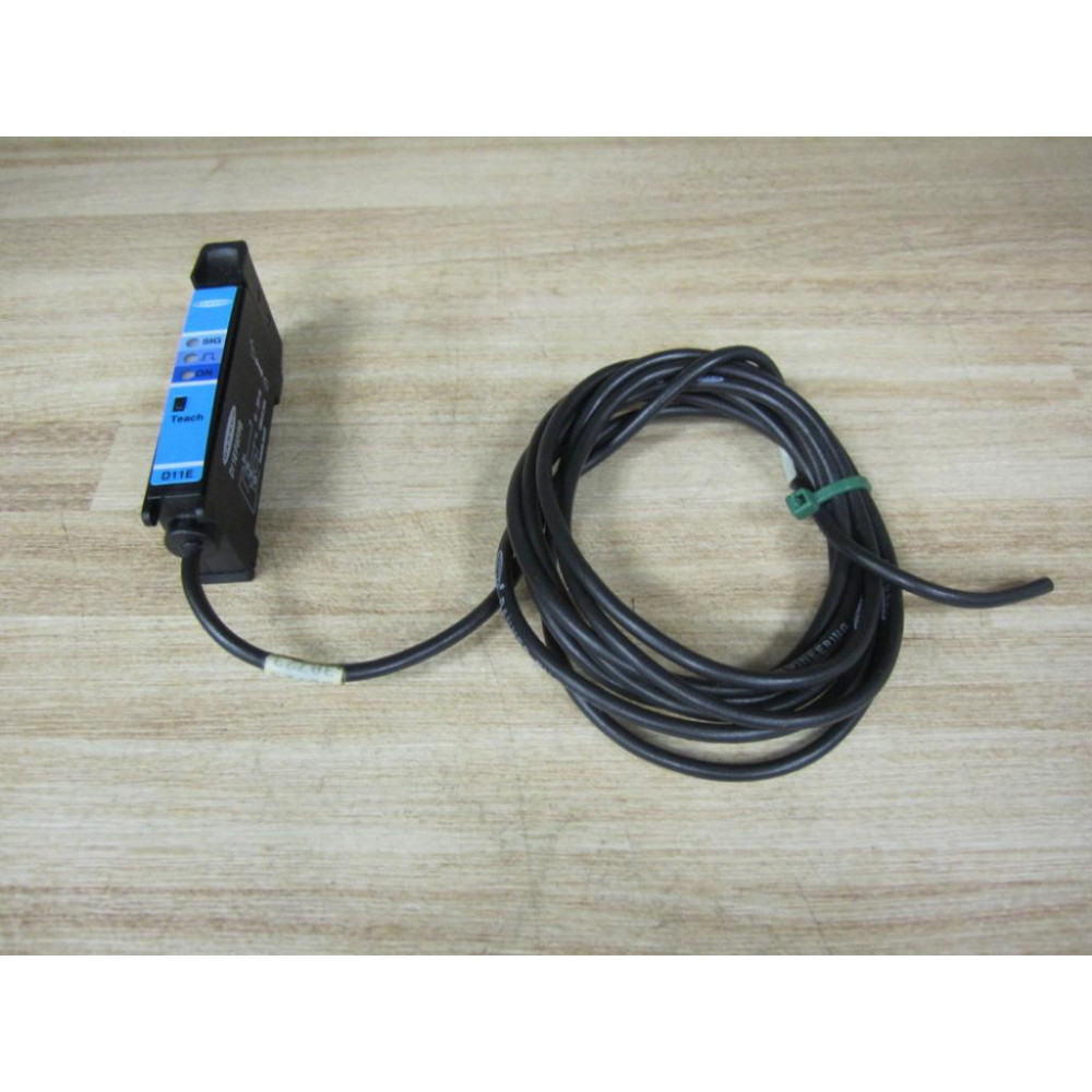Banner D11EP6FPB Sensor 49238 D11EP6FPB - Used