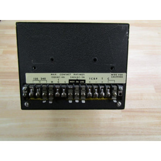 West JPC-5209 Temp Control - Used