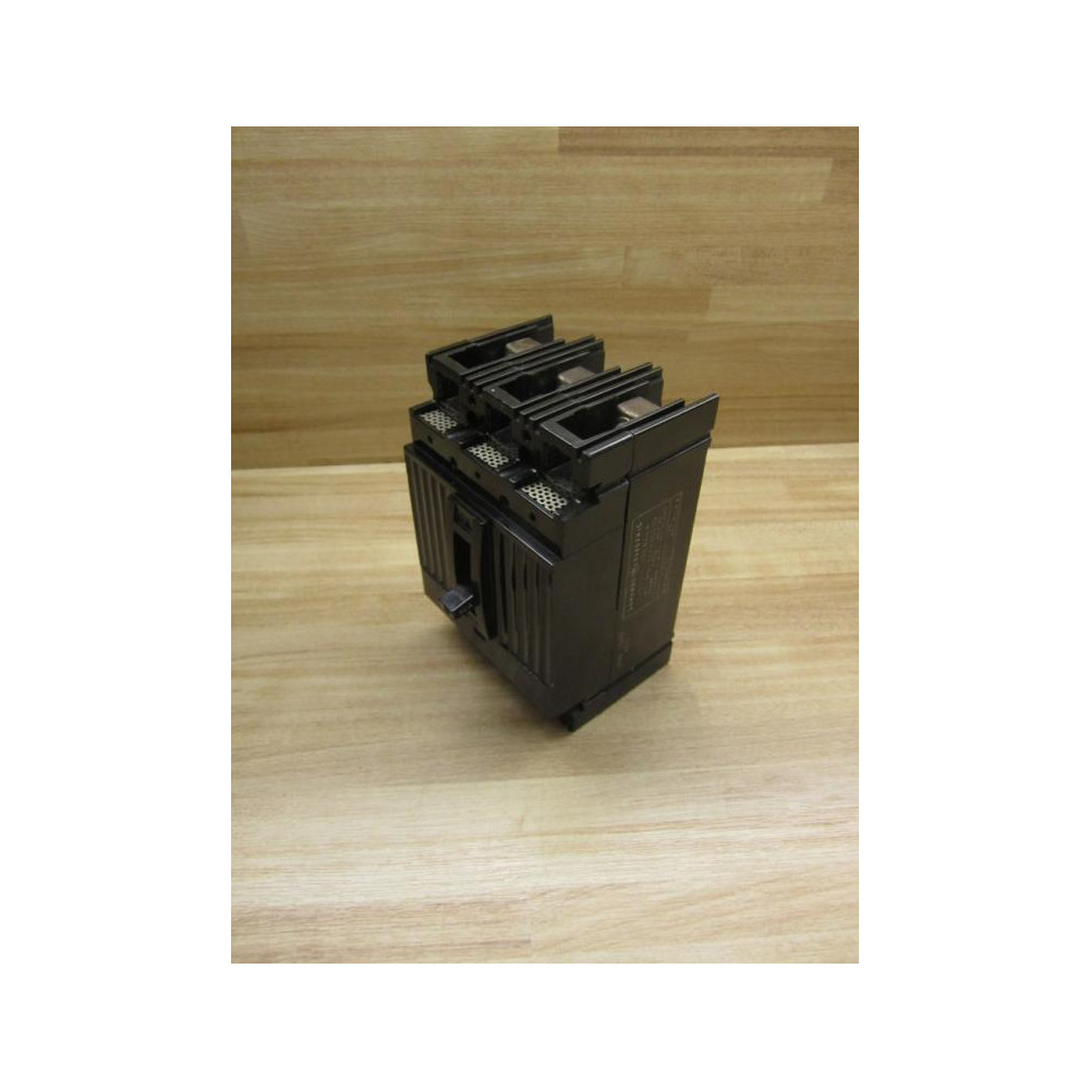 General Electric TEF136030 Circuit Breaker 3 Pole 30A 600V - Used