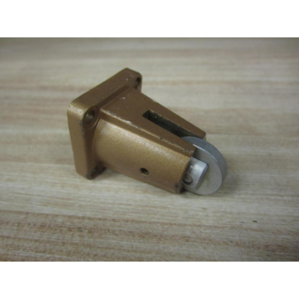 Versa VSC-7502 Valve VSC7502 Roller Head Only - Used