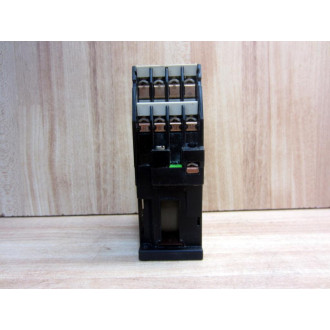 Siemens 3TH8253-0B Relay 3TH82530B - New No Box
