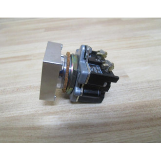 Cutler Hammer E30BJ Eaton Pushbutton Indicating Light