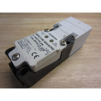 Siemens 3 RG 4644-6CP00 Proximity Switch 3RG46446CP00 - Used