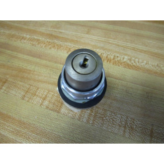 Allen Bradley 800T-NX272E Keyed Selector Switch 800TNX272E With  Key D20 - Used