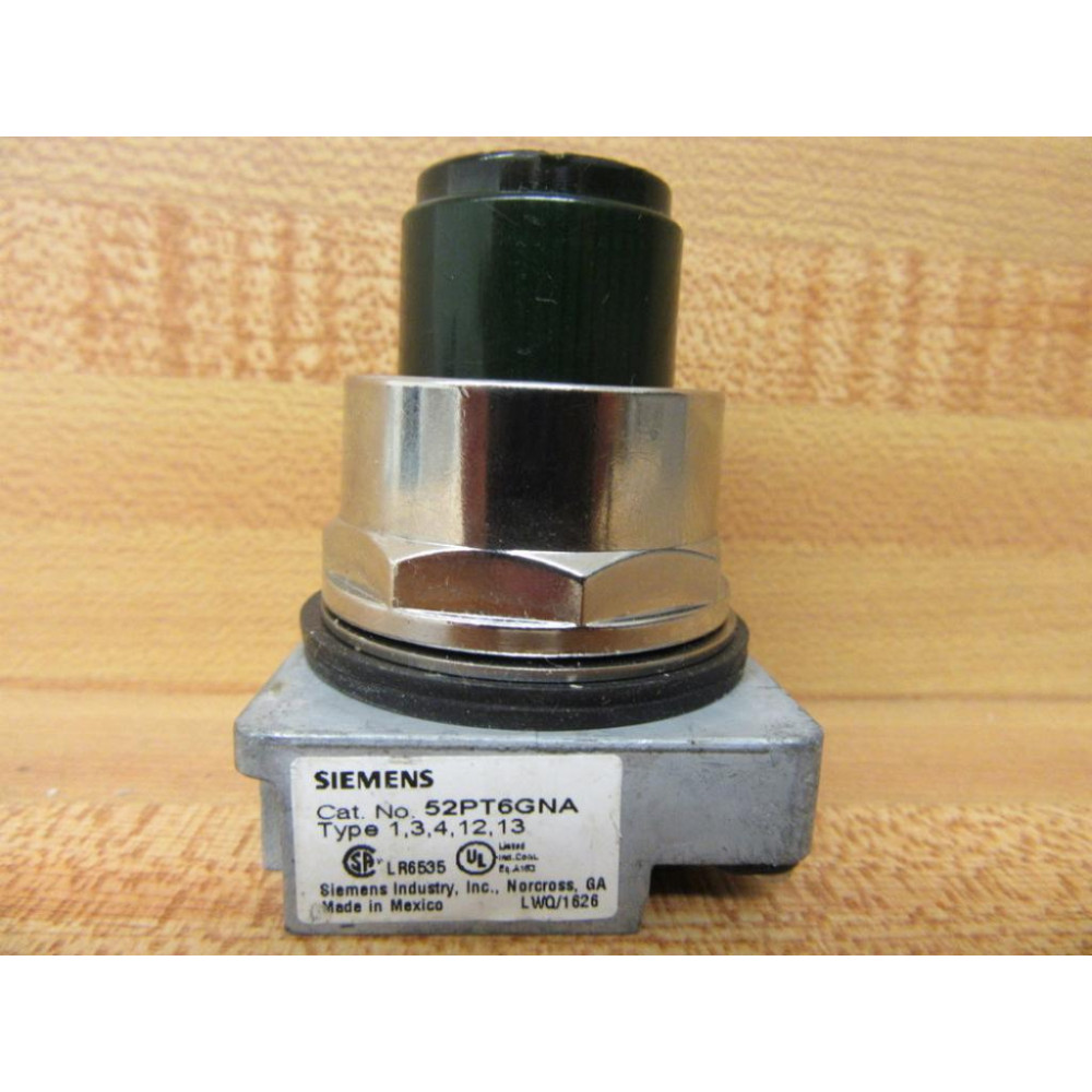 Siemens 52PT6GNA Push Button Green Lens - New No Box
