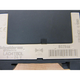 Schneider Electric CAD50BD Contactor - New No Box