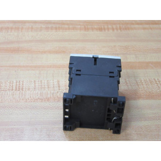 Siemens 3RH1140-1AK60 Control Relay 3RH11401AK60 - Used