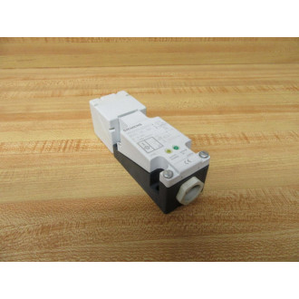 Siemens 3RG4031-6GB00 Proximity Switch 3RG40316GB00 - Used