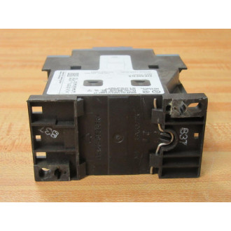 Siemens 3RT2026-1AK60-0UA0 Contactor 3RT20261AK600UA0 - Used