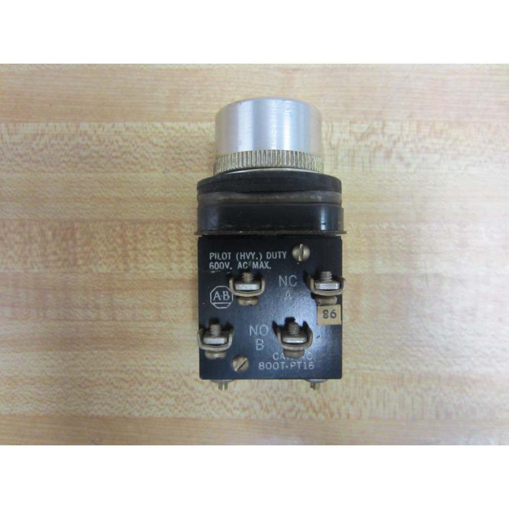 Allen Bradley X-208238 Push Button 800T-PT16 Old Style - Used