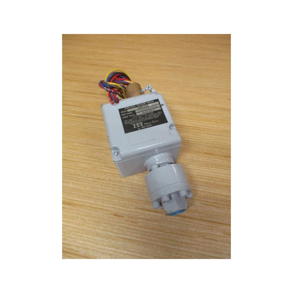 ITT 100P5-3CC6 Adjustable Pressure Switch 100P5-3CC6A - New No Box ITT 100P5-3CC6 Adjustable Pressure Switch 100P5-3CC6A - New No Box