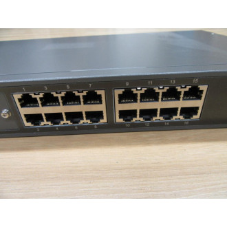 D-Link DES-14016R Ethernet Switch 16X 10100