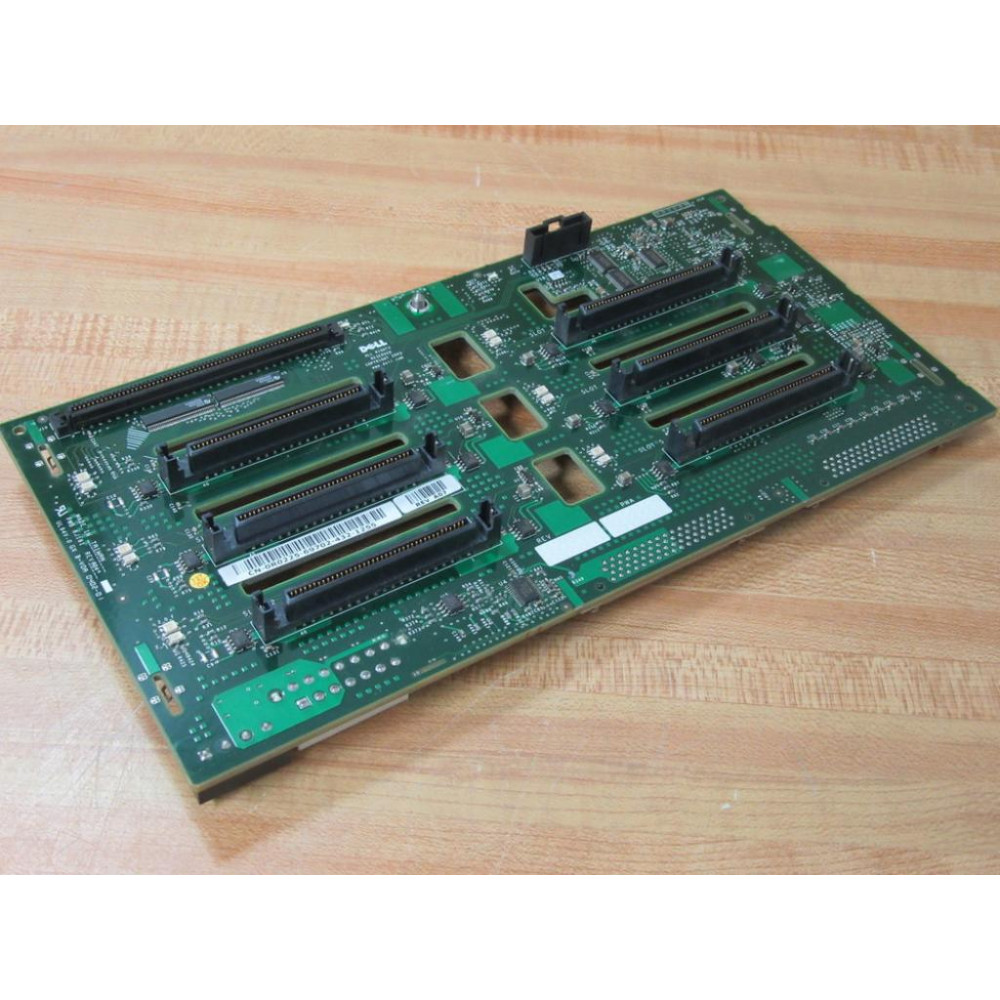 Dell 8J161 Power Edge 2600 Backplane Board Rev.A04 - Used