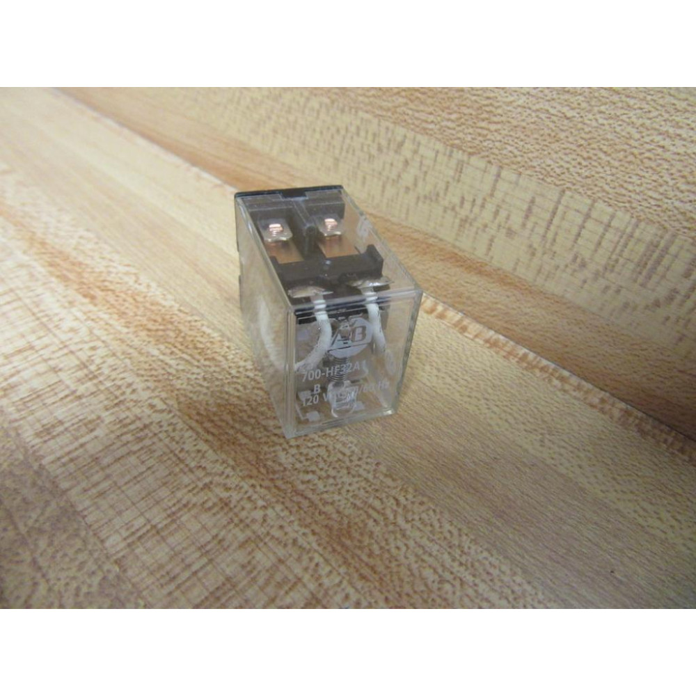 Allen Bradley 700-HF32A1-120-V AC Relay 700-HF32A1-120VAC Series B - Used