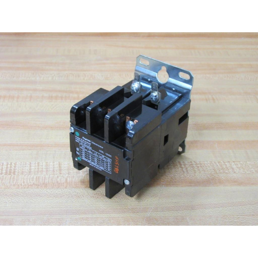 Tyco P40P42D12P1-12 Contactor P40P42D12P112 Chipped Housing - Used