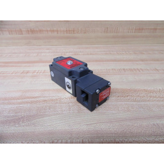 Euchner NZ1VZ-528EL220-M Safety Switch 082121