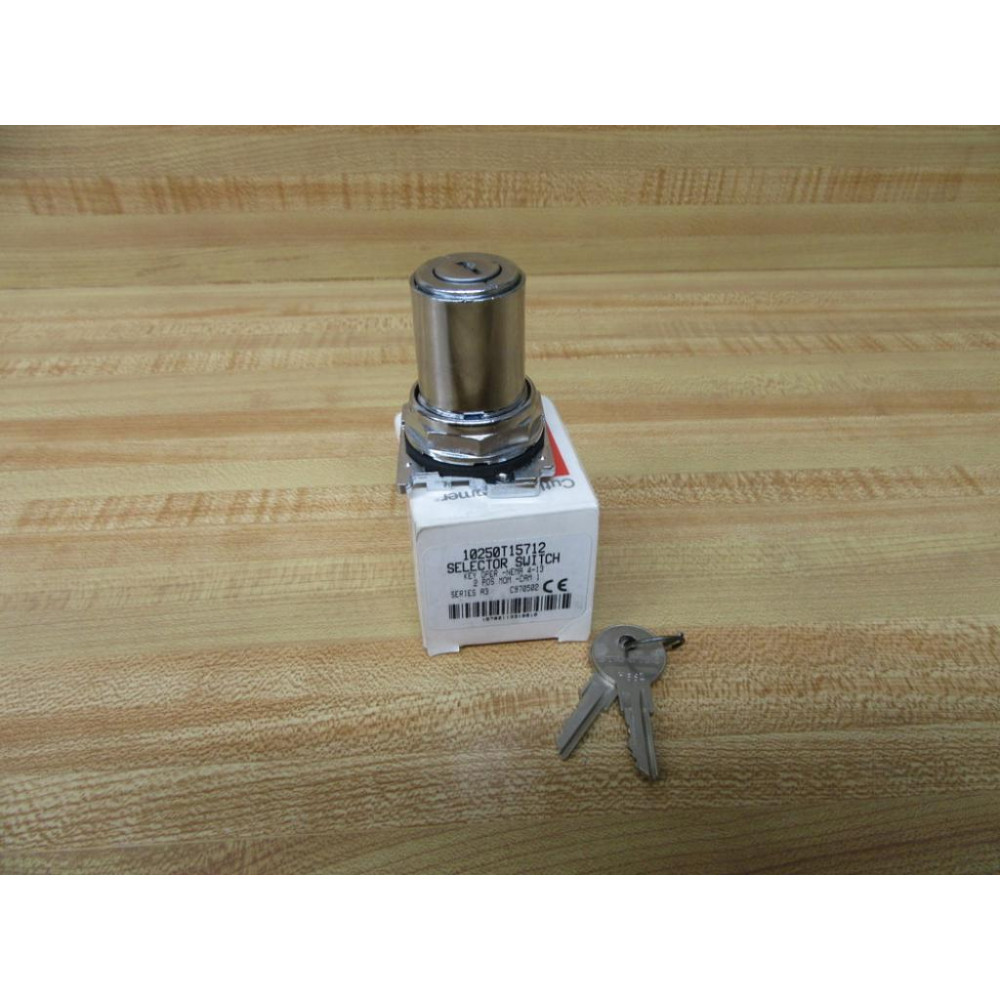 Cutler Hammer 10250T15712 Selector Switch