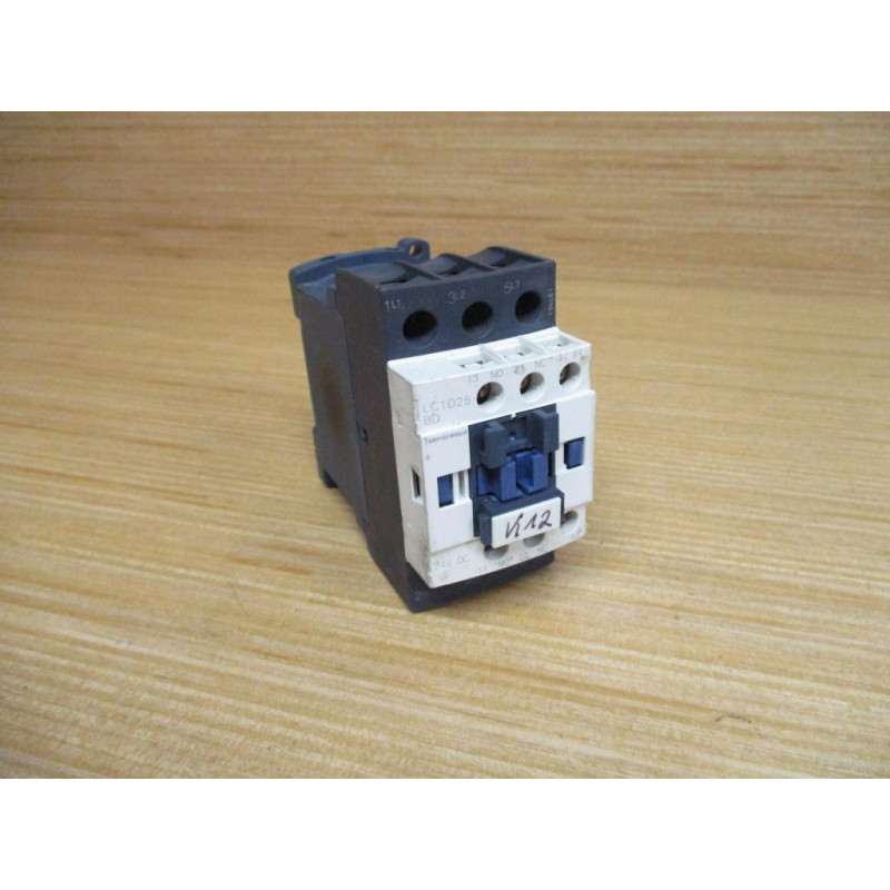 Telemecanique LC1-D25BD Schneider Contactor WO Front Cover, W Diode Slot - Used