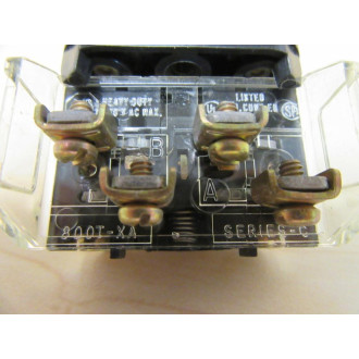 Allen Bradley 800T-B9A Momentary Pushbutton 800TB9A