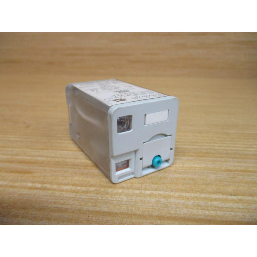 Dayton 5Z452 Relay 110VDC - New No Box Dayton 5Z452 Relay 110VDC - New No Box