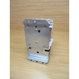 Cutler Hammer A200M1CAC Motor Starter 6710C49G05 W BA13A Relay - Used