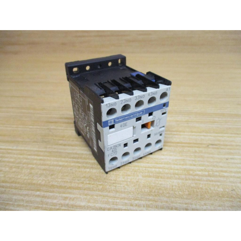 Telemecanique CA2KN40FC72 Control Relay - Used