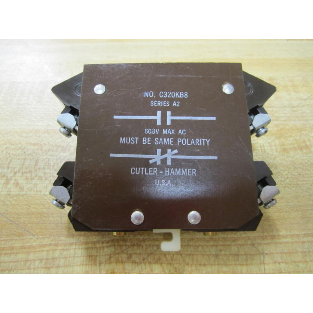 Cutler Hammer C320KB8 Auxiliary Contact - New No Box
