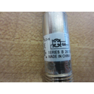 Cutler Hammer E57-08GU02-GDB Eaton Proximity Switch Series B