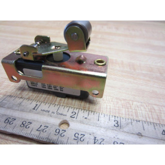 Square D 9007 AB-24 Snap Switch W Roller Head 600VAC 9007AB24 - New No Box