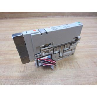 SMC VQ2301N-51 3 Position Valve VQ2301N51 W Manifold - New No Box