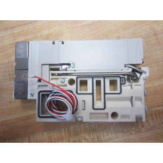 SMC VQ2301N-51 3 Position Valve VQ2301N51 W Manifold - New No Box