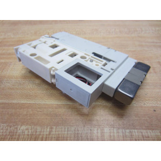 SMC VQ2301N-51 3 Position Valve VQ2301N51 W Manifold - New No Box
