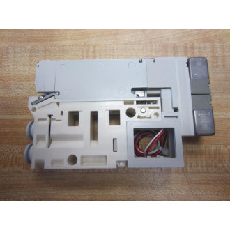 SMC VQ2501N-51 3 Position Valve - New No Box