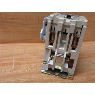 Cutler Hammer CN15GN2AB Contactor CN15GN2 - New No Box