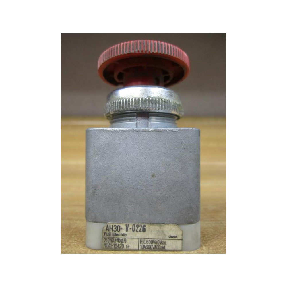 Fuji Electric AH30-V-022G Push Button AH30V002G Obsolete - Used