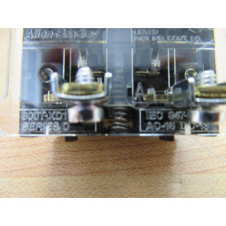 Allen Bradley 800T-B7D1 Push Button Switch
