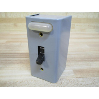 General Electric CR101Y11 Manual Starter Missing Face Plate & Screws
