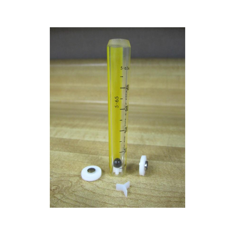 Dwyer VFB-91-SSV Flow Meter 5-65 - New No Box