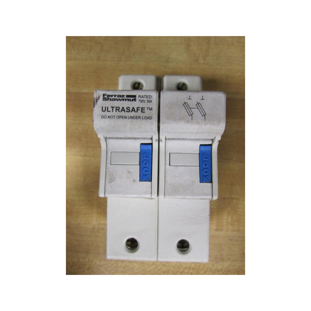 Ferraz  Shawmut C227909 Ultrasafe Circuit Breaker US142 - Used
