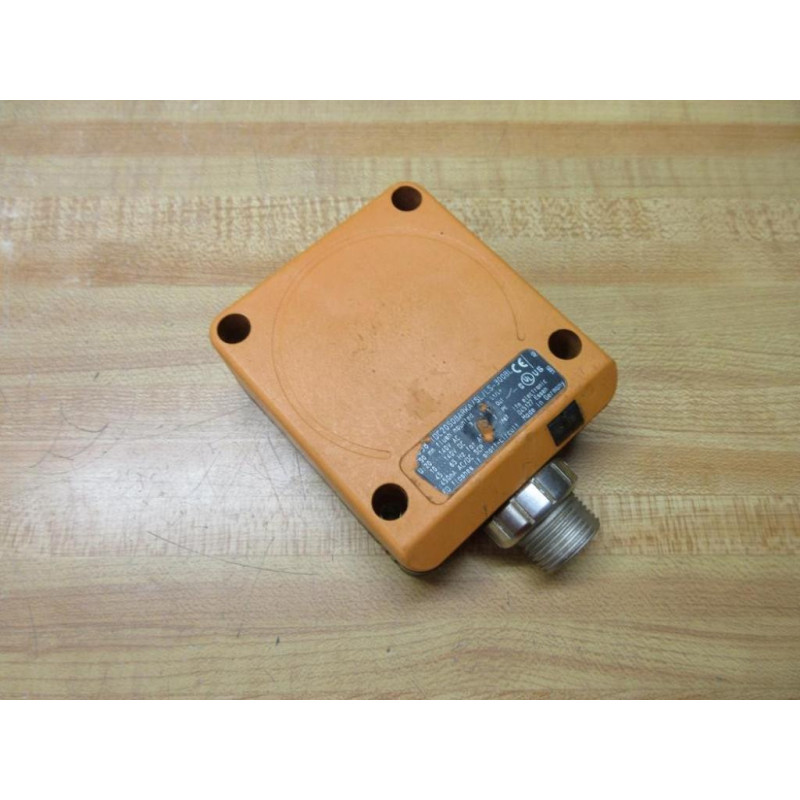 IFM Efector ID0038 Inductive Sensor IDC2050BARKASLLS-300BL - Used
