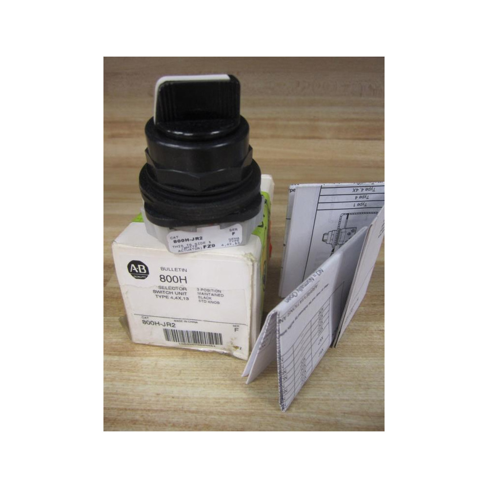 Allen Bradley 800H-JR2 3 Pos. Selector Switch 800HJR2