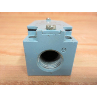 Telemecanique XCK-J....H7 Limit Switch With Limit Switch Head ZCK-E05 - Used