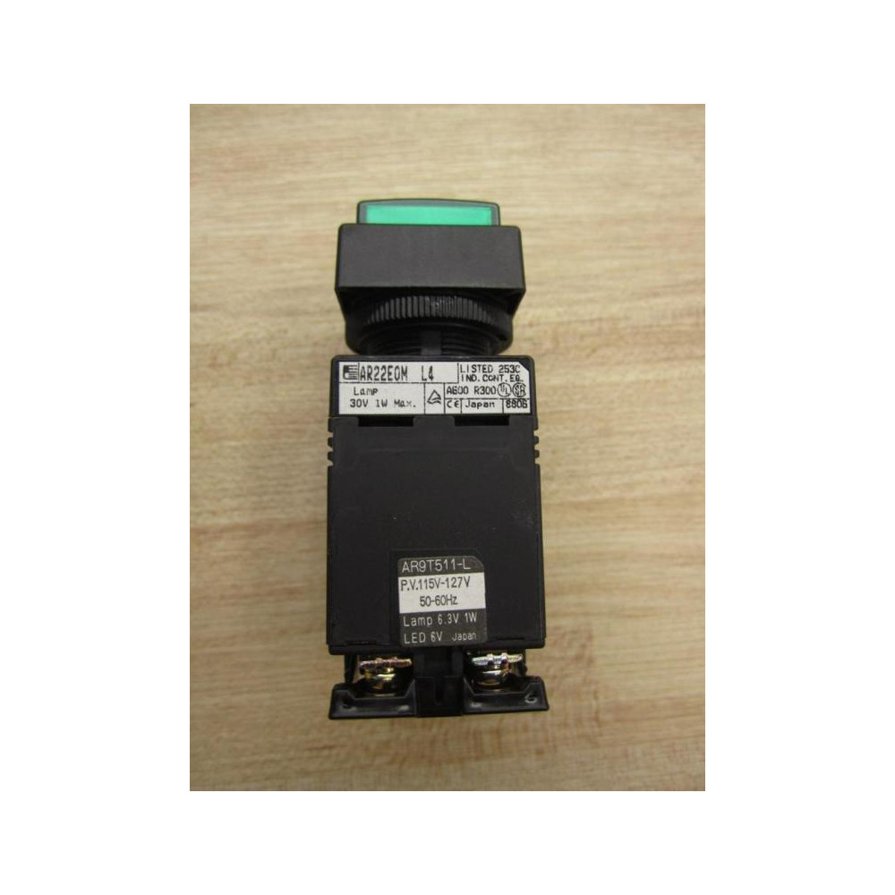 Fuji Electric AR22E0M-10L4G Push Button AR22EOM10L4G - New No Box
