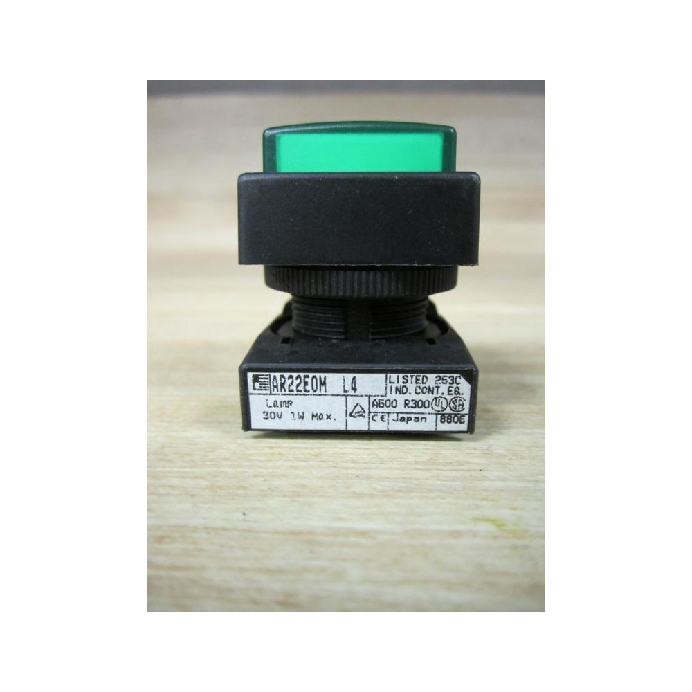 Fuji Electric AR22E0M-10L4G Push Button AR22EOM10L4G WO Base - New No Box