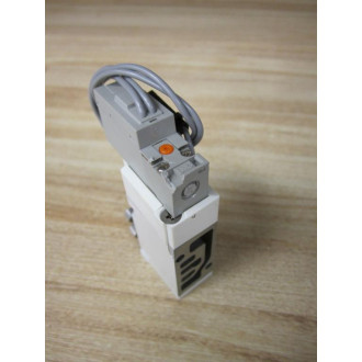 SMC SYJ5153-3GD Single Solenoid Valve SYJ51533GD - Used