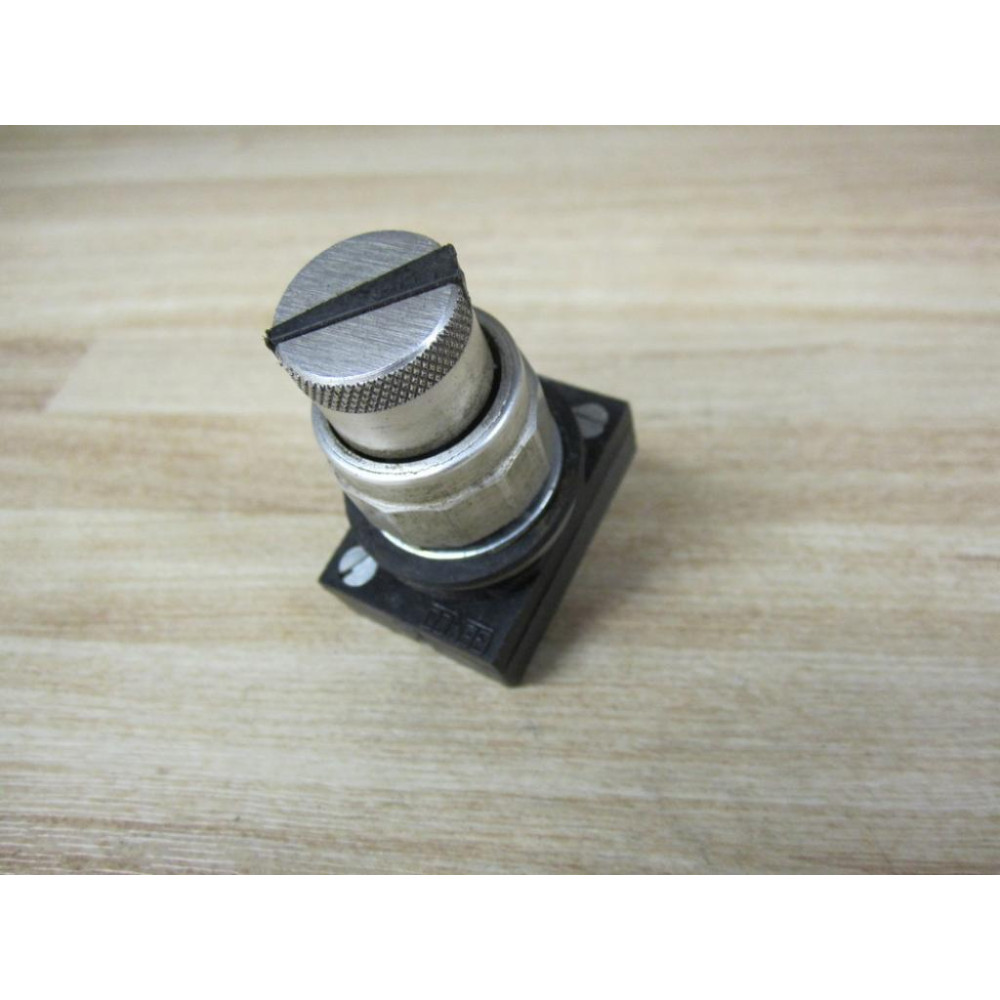 Gemco P-601-C Selector Switch P601C No Pins - Used