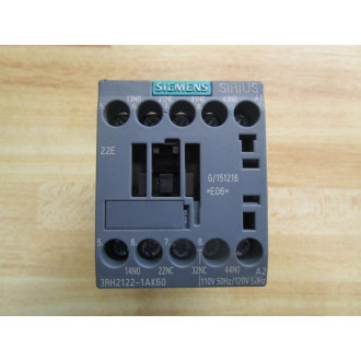 Siemens 3RH2122-1AK60 Contactor Relay - New No Box