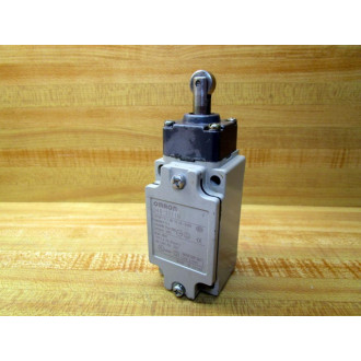 Omron D4B-3111N Limit Switch D4B3111N WRoller - Used