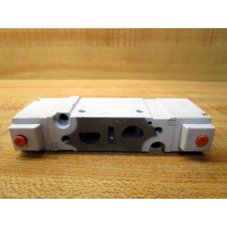 SMC 30-SY5220-5LZ-C6 Valve 30SY52205LZC6 - Used